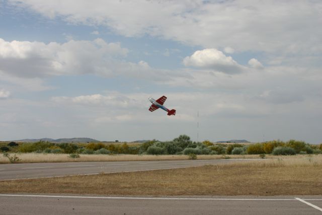 Download AR02 (640Wx427H)
