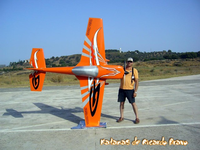Download RIC000030 (640Wx480H)
