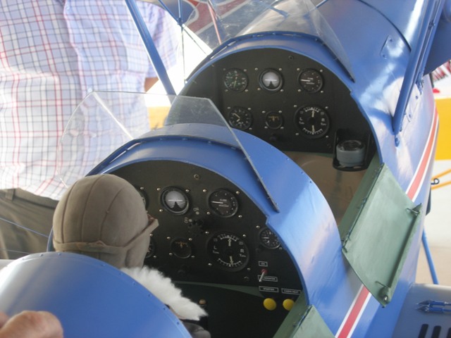 Download B09000030 (640Wx480H)