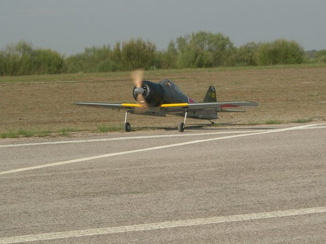 Download B09000190 (640Wx480H)