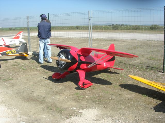 Download B09000610 (640Wx480H)