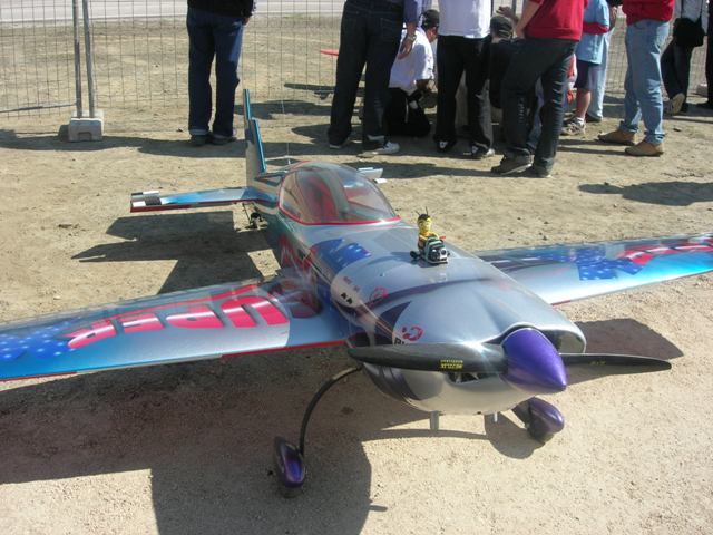 Download B09000660 (640Wx480H)