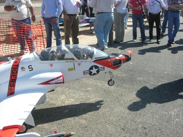 Download B09000750 (640Wx480H)