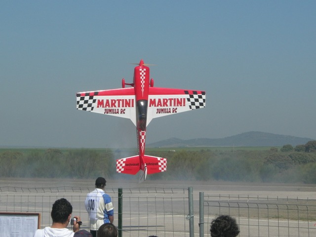 Download B09000910 (640Wx480H)