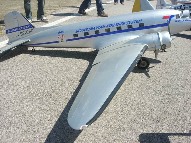Download B09001070 (640Wx480H)