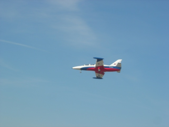 Download B09001150 (640Wx480H)