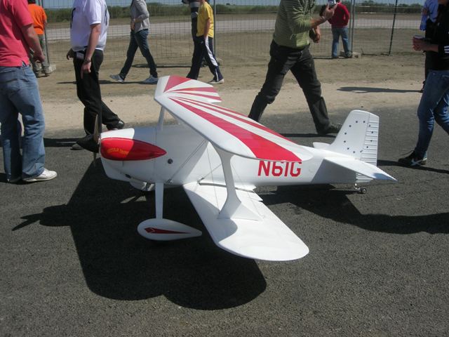 Download B09001340 (640Wx480H)
