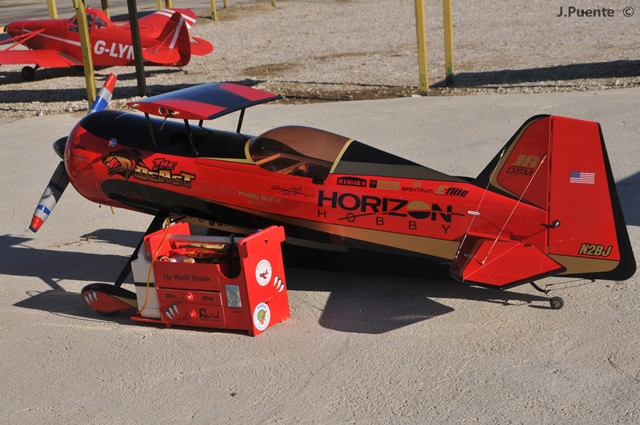 Download MEM2011-000270 (640Wx425H)