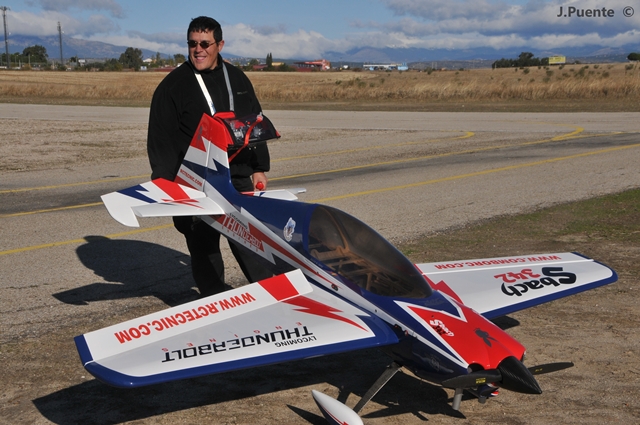 Download MEM2011-000310 (640Wx425H)