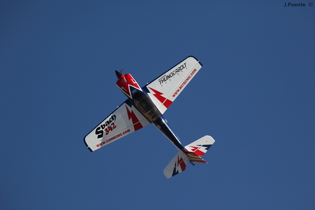 Download MEM2011-001030 (640Wx427H)