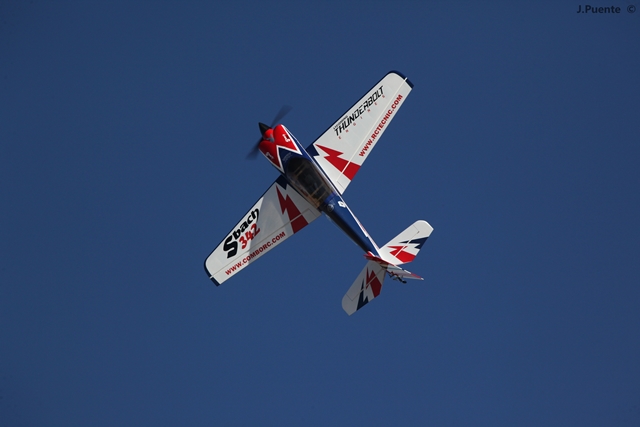 Download MEM2011-001050 (640Wx427H)