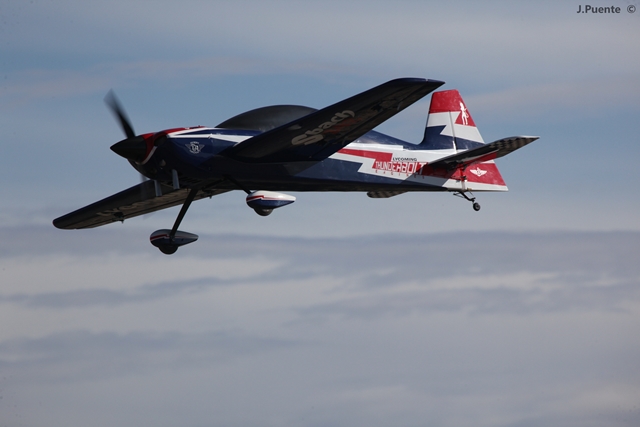 Download MEM2011-001090 (640Wx427H)