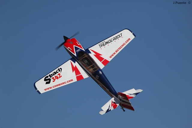 Download MEM2011-001320 (640Wx427H)