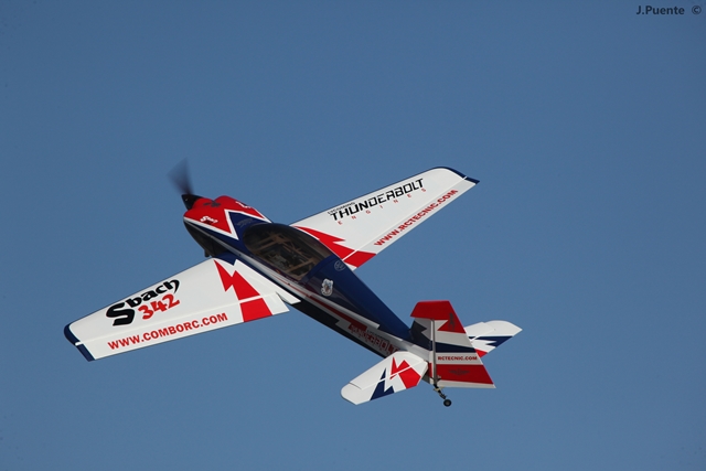 Download MEM2011-001330 (640Wx427H)