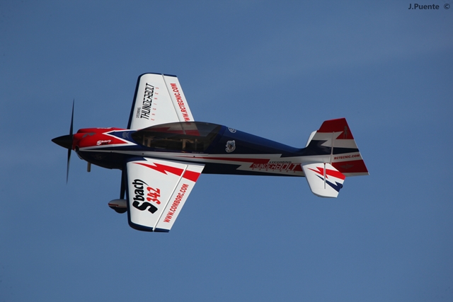 Download MEM2011-001370 (640Wx427H)