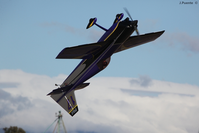 Download MEM2011-001770 (640Wx427H)