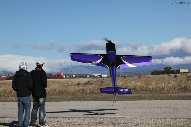 Download MEM2011-001900 (640Wx427H)
