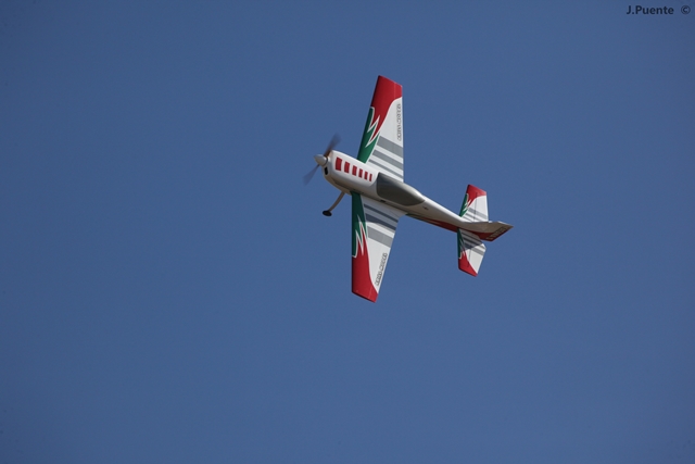 Download MEM2011-001950 (640Wx427H)