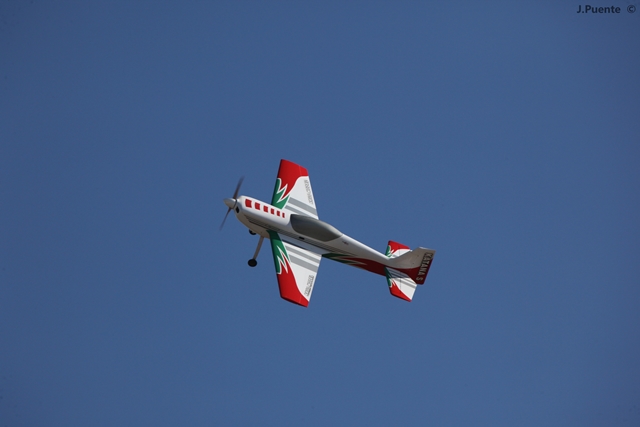 Download MEM2011-001990 (640Wx427H)