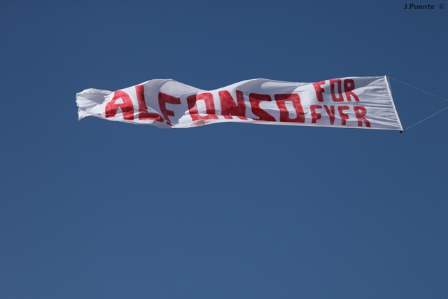 Download MEM2011-002540 (640Wx427H)