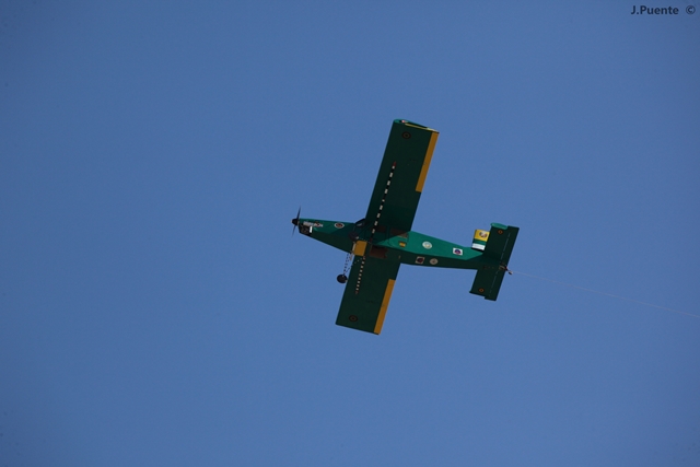 Download MEM2011-002600 (640Wx427H)