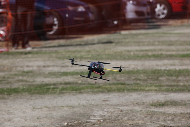 Download MEM2011-002740 (640Wx427H)