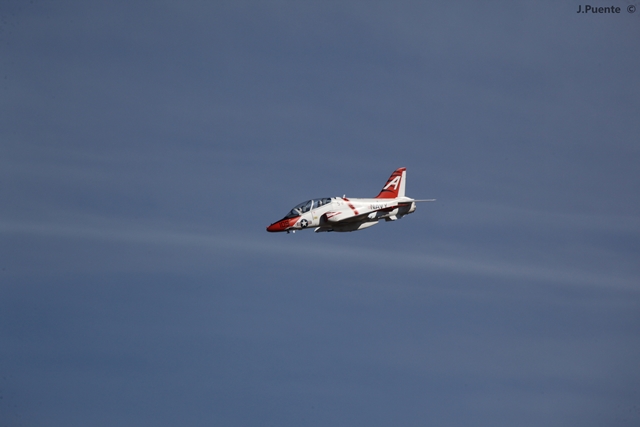Download MEM2011-003100 (640Wx427H)