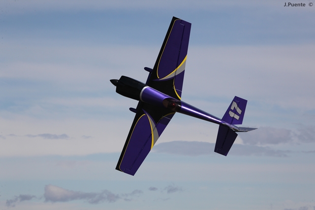 Download MEM2011-003450 (640Wx427H)
