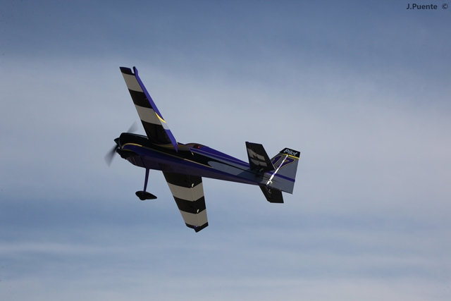 Download MEM2011-003500 (640Wx427H)