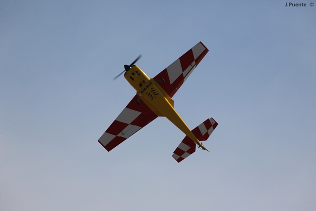 Download MEM2011-003600 (640Wx427H)