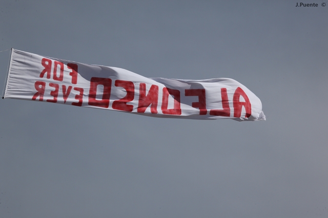 Download MEM2011-004010 (640Wx427H)