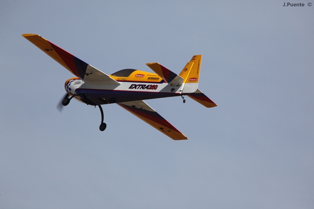 Download MEM2011-004190 (640Wx427H)