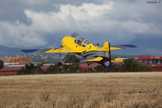 Download MEM2011-004590 (640Wx427H)