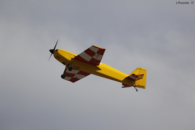 Download MEM2011-005150 (640Wx427H)