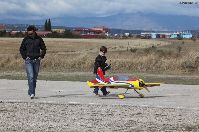 Download MEM2011-005620 (640Wx427H)