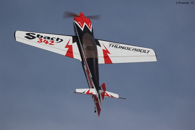 Download MEM2011-005790 (640Wx427H)
