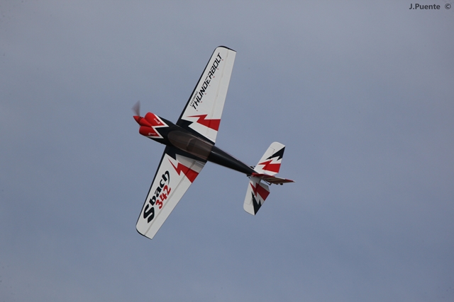 Download MEM2011-005840 (640Wx427H)