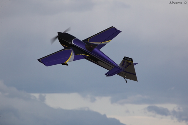Download MEM2011-006200 (640Wx427H)