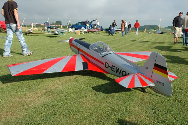 Download MFS000460 (640Wx426H)