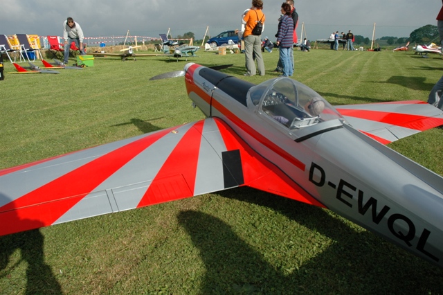 Download MFS000560 (640Wx426H)