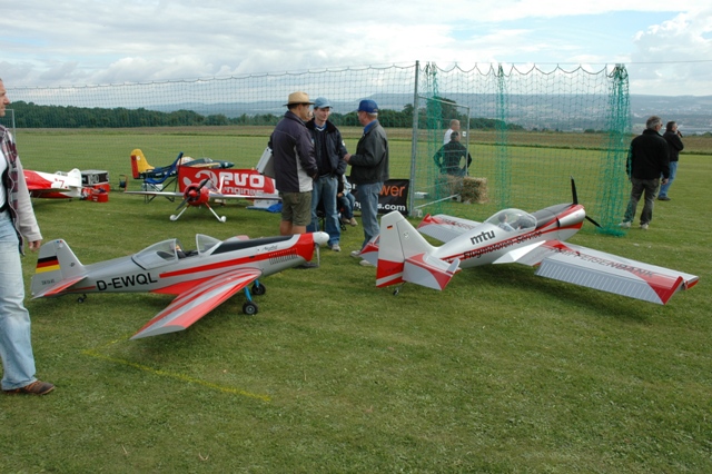 Download MFS001410 (640Wx426H)