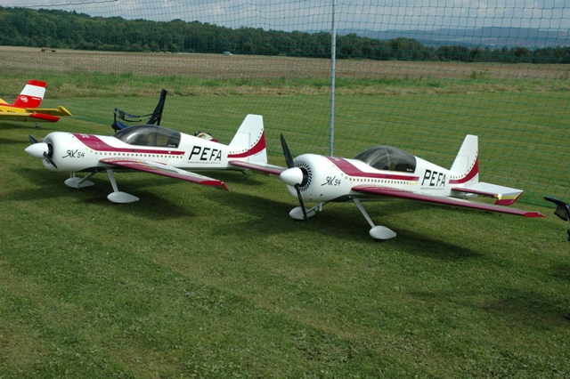 Download MFS001590 (640Wx426H)
