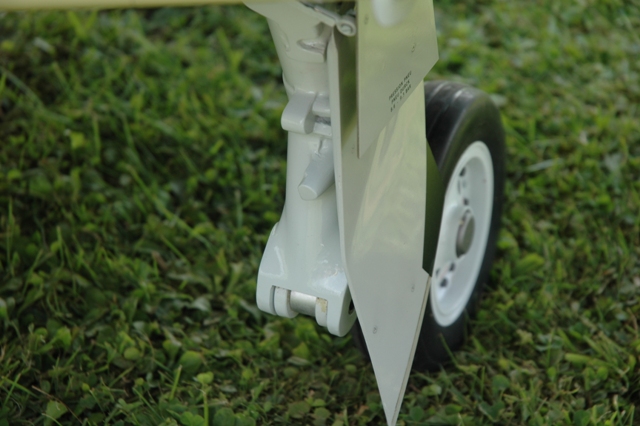 Download MFS001800 (640Wx426H)