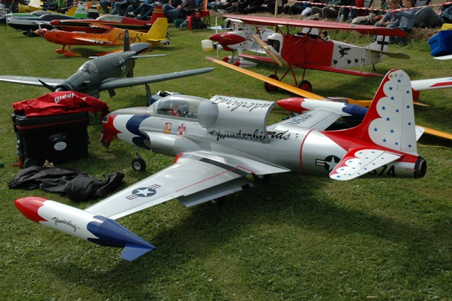 Download MFS001950 (640Wx426H)