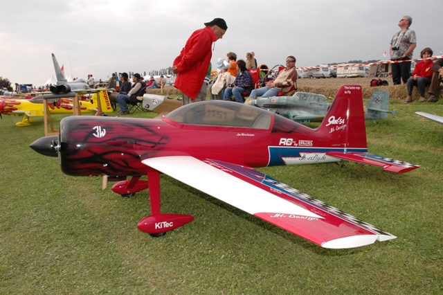 Download MFS003710 (640Wx426H)