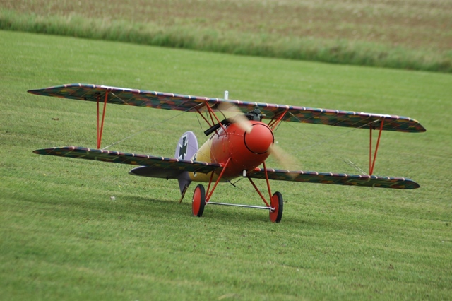 Download MFS003900 (640Wx426H)