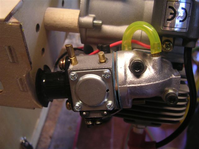 Download X-Codo Carburador (640Wx480H)
