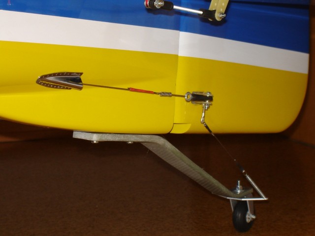 Download YAK55M000100 (640Wx479H)