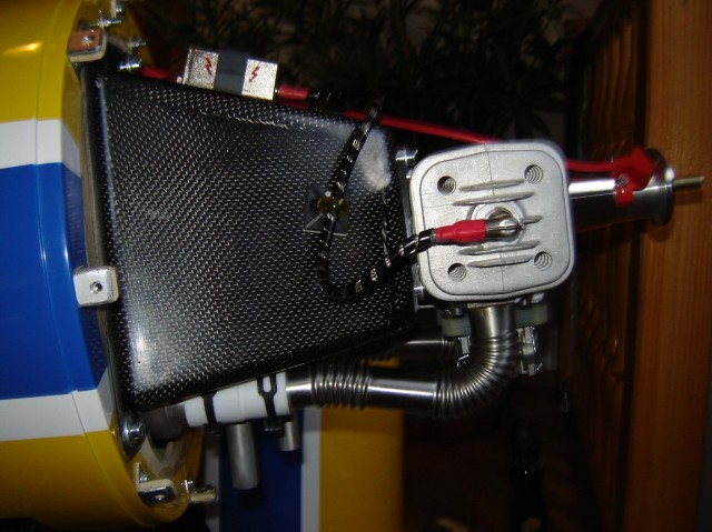 Download YAK55M000150 (640Wx479H)