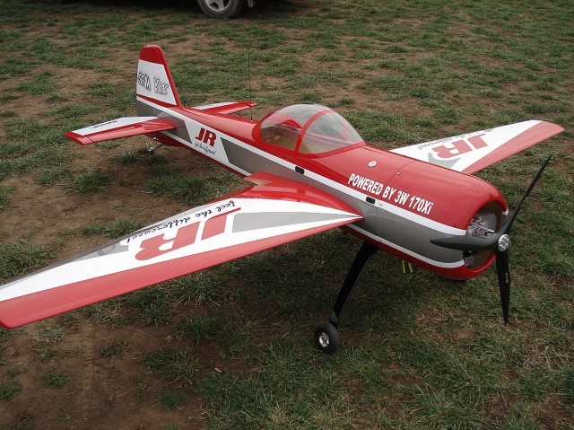 Download YAK55M000240 (640Wx479H)